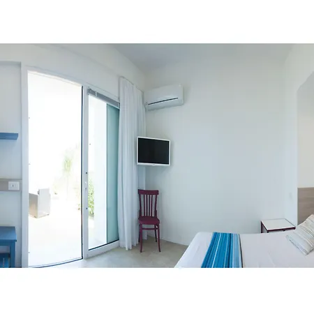 Πανσιόν A Tonnara 4*